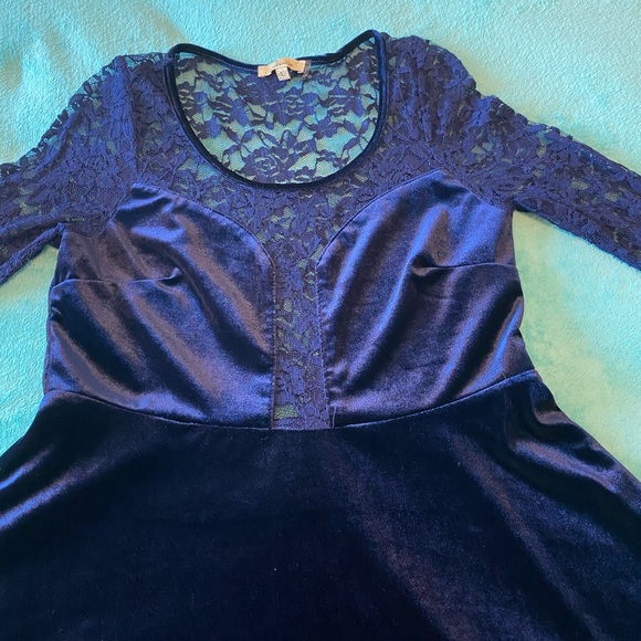 Navy Blue Long Sleeve Velvet like Dress - Picture 4 of 14